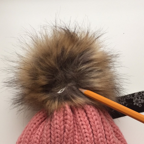 NWT Pink Toque - Faux Fur Pom Pom (imperfect) - Picture 6 of 14